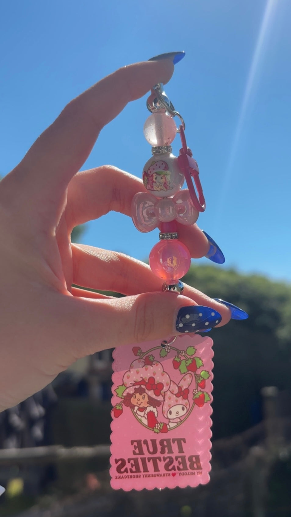 Strawberry bestie beaded bar 🍓
