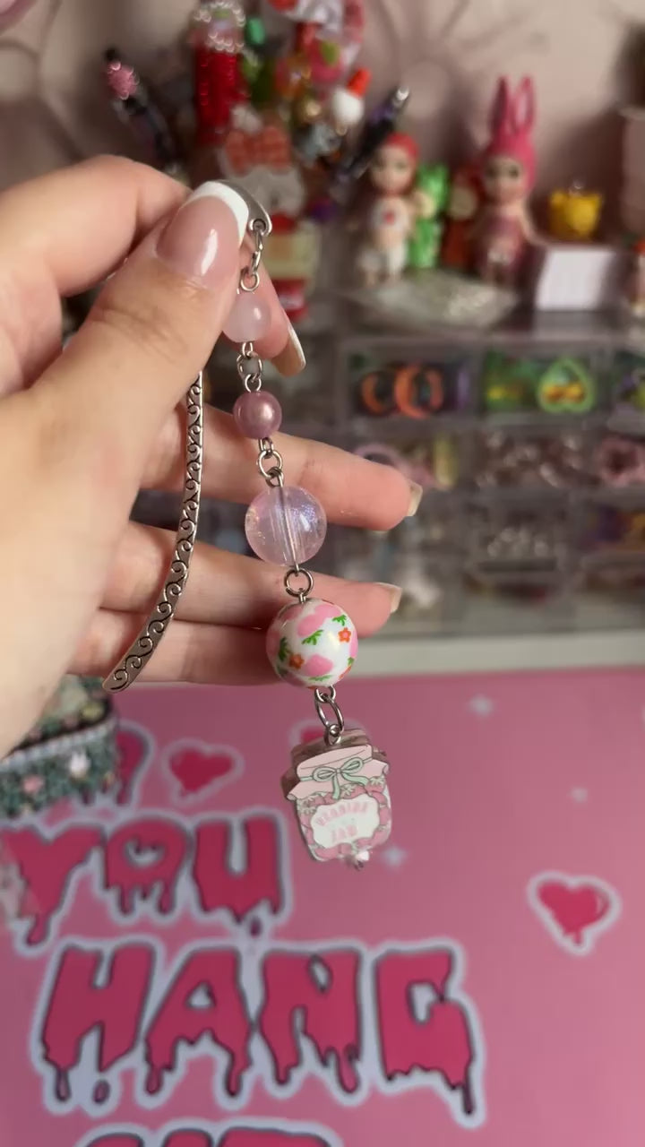 Build your own Bookmarks 📚✨